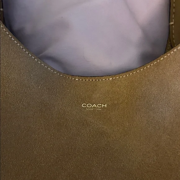 Coach Brooklyn Medium size 28 in Sand Suede Shoulder Bag- NWOT - Picture 2 of 10
